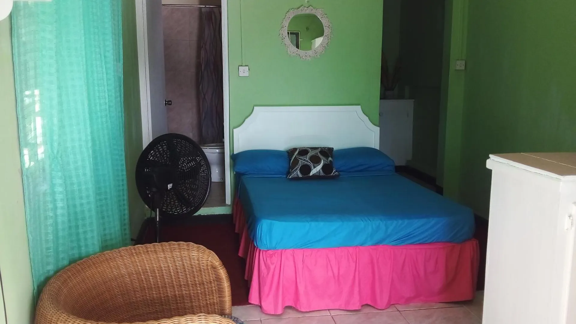 Little Bay Apartment Christ Church